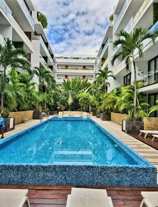 Stunning 1 Bdrm Condo Gym-Pool 10 Min To The Beach & Quinta Av Πλάγια Ντελ Κάρμεν Εξωτερικό φωτογραφία